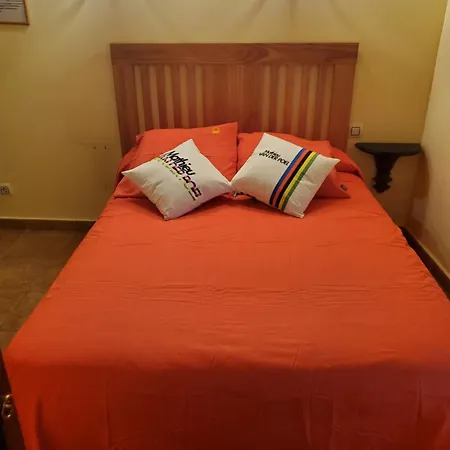 El Hogar Del Ciclista Holiday home