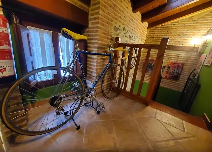 El Hogar Del Ciclista * Espinosa de los Monteros